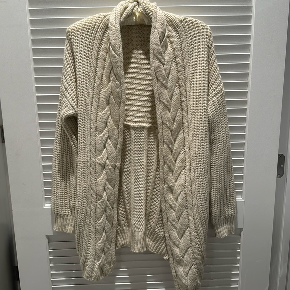 Kimchi Blue Urban Outfitters Oversized Oatmeal Braided Knit Cardigan
